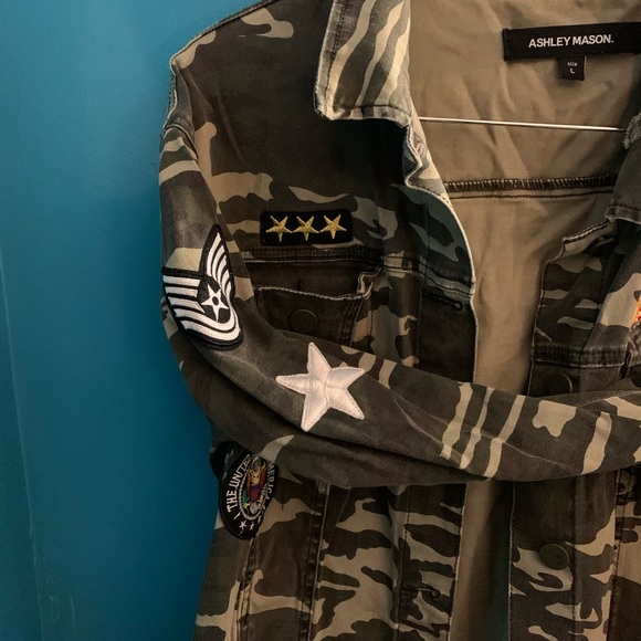 Ashley Mason camouflage patchwork coat. - Picture 2 of 6